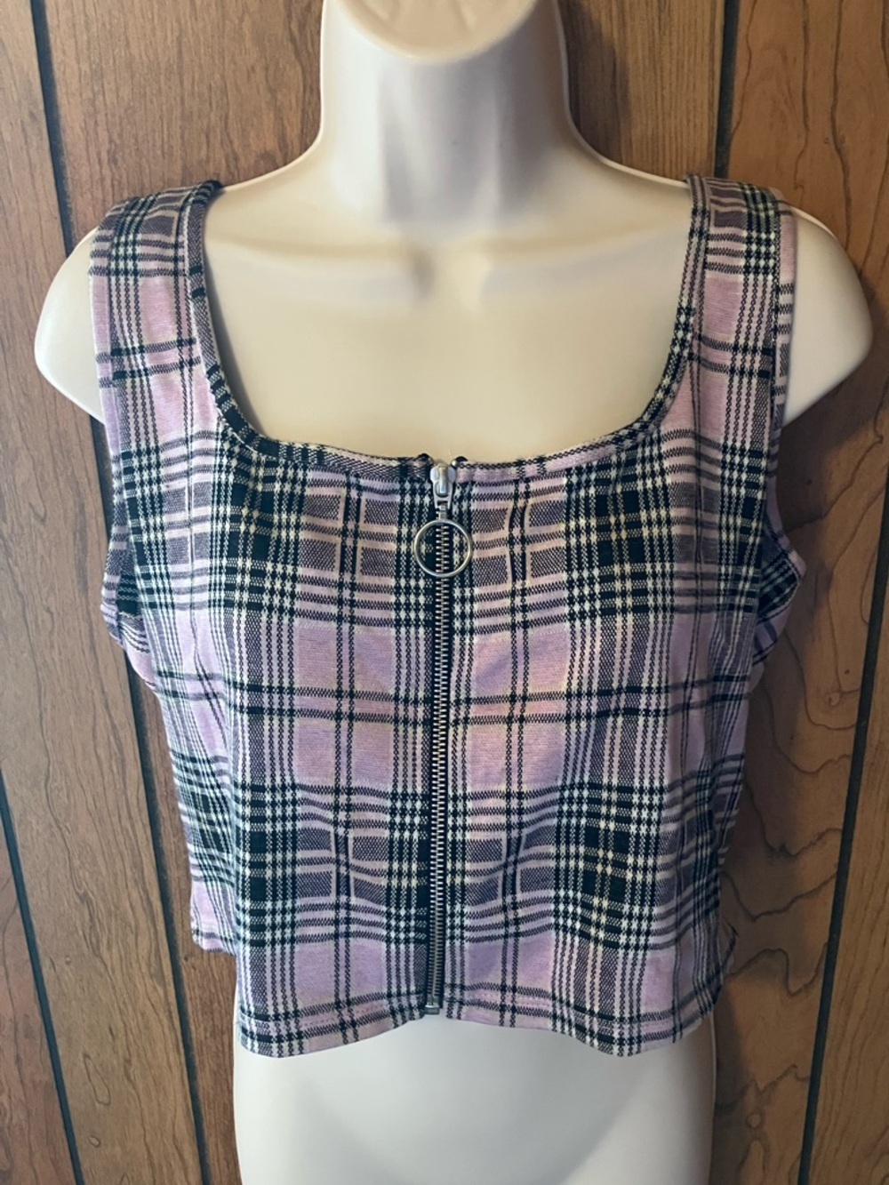 Hollister plaid  Zip-Front Crop Top - XL